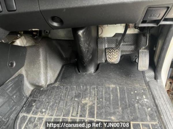 Used 2005 AT toyota hiace-van KDH205V Image[11]