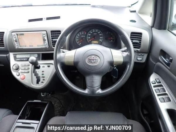 Used 2004 AT toyota wish ZNE14G Image[19]