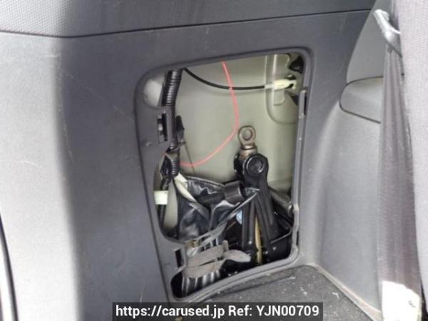 Used 2004 AT toyota wish ZNE14G Image[36]