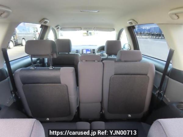 Used 2003 AT toyota wish ZNE10G Image[9]