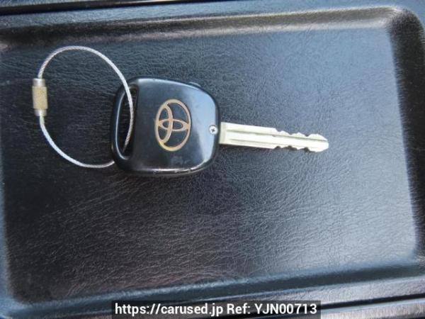 Used 2003 AT toyota wish ZNE10G Image[32]