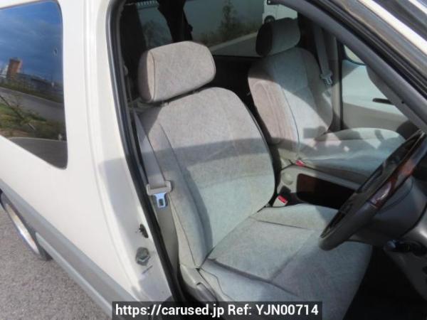 Used 2000 AT toyota regius-wagon RCH41W Image[14]