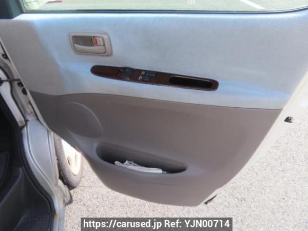 Used 2000 AT toyota regius-wagon RCH41W Image[31]