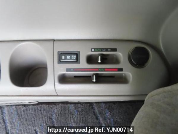 Used 2000 AT toyota regius-wagon RCH41W Image[32]