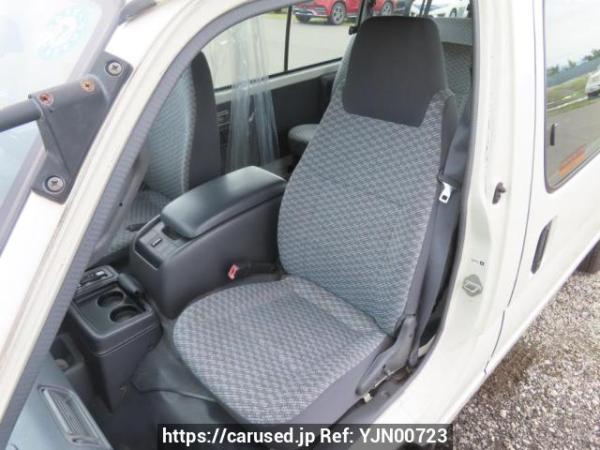 Used 2001 AT toyota hiace-wagon RZH111G Image[15]