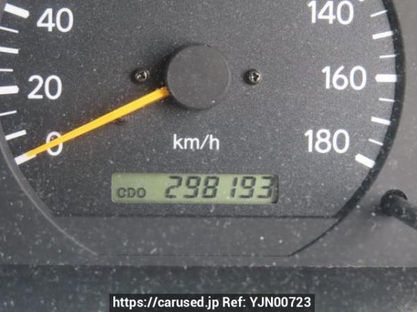 Used 2001 AT toyota hiace-wagon RZH111G Image[27]