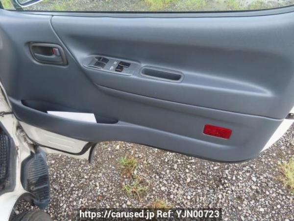 Used 2001 AT toyota hiace-wagon RZH111G Image[31]