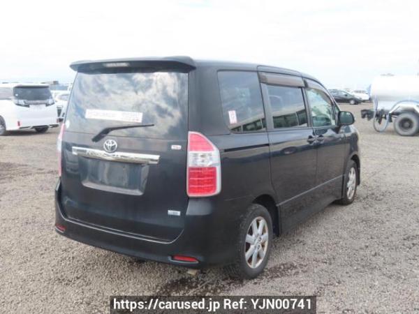 Used 2009 AT toyota noah ZRR70W Image[6]