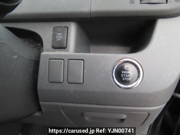 Used 2009 AT toyota noah ZRR70W Image[33]