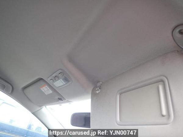 Used 2005 AT toyota wish ZNE10G Image[12]