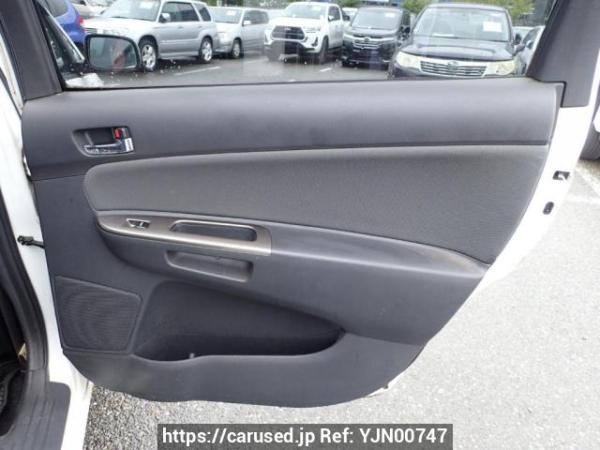 Used 2005 AT toyota wish ZNE10G Image[16]