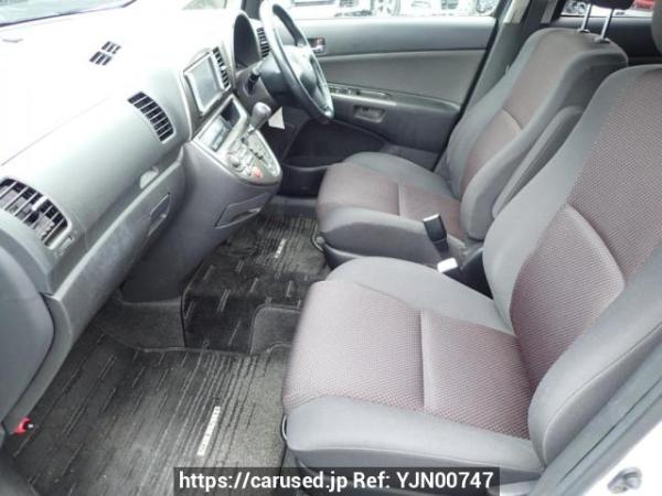 Used 2005 AT toyota wish ZNE10G Image[18]