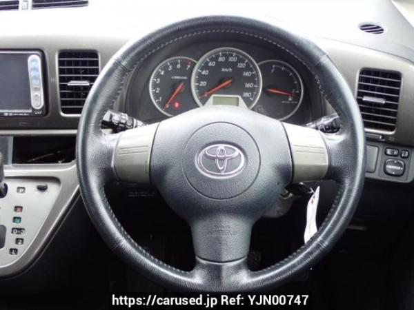 Used 2005 AT toyota wish ZNE10G Image[25]