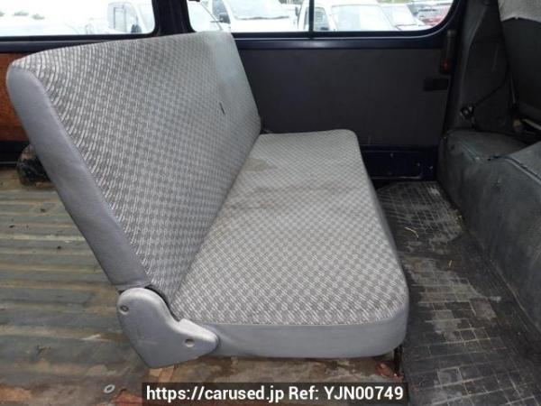 Used 2003 MT toyota hiace-van RZH102V Image[13]