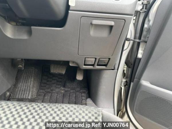 Used 2009 AT toyota noah ZRR75W Image[11]