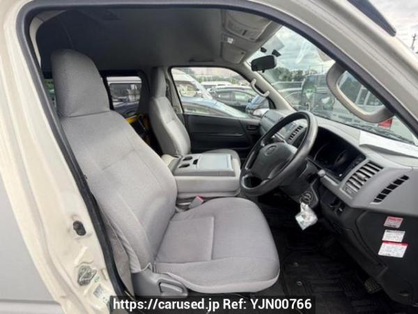 Used 2006 AT toyota hiace-van KDH205K Image[10]