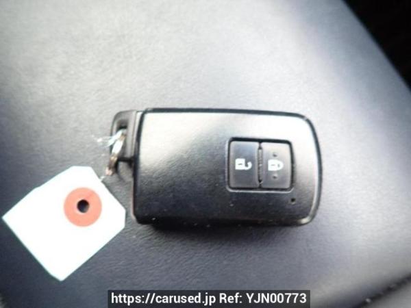 Used 2014 AT toyota harrier ZSU60W Image[26]