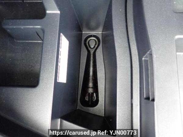 Used 2014 AT toyota harrier ZSU60W Image[46]