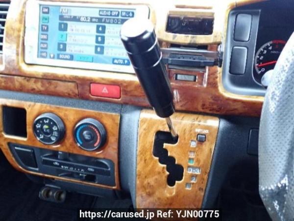 Used 2007 AT toyota regiusace-van KDH200V Image[18]