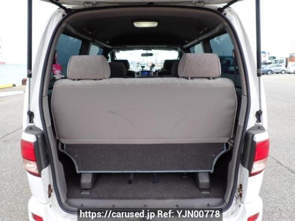 Used 2001 AT toyota regius-wagon RCH41W Image[8]