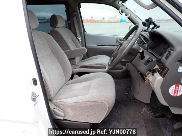 Used 2001 AT toyota regius-wagon RCH41W Image[12]