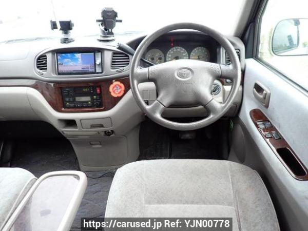 Used 2001 AT toyota regius-wagon RCH41W Image[19]