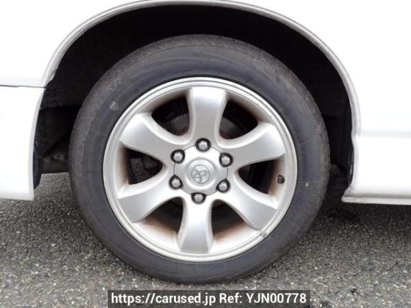 Used 2001 AT toyota regius-wagon RCH41W Image[28]