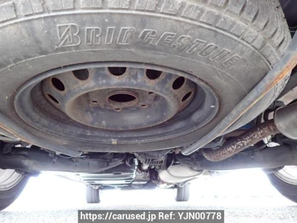 Used 2001 AT toyota regius-wagon RCH41W Image[39]