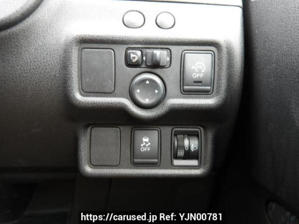 Used 2013 AT nissan note E12 Image[28]