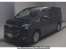 Toyota Noah ZWR90W