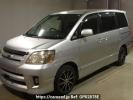 Toyota Noah AZR60G