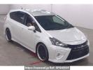 Toyota Prius alpha ZVW40W