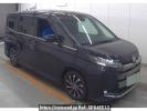 Toyota Noah ZWR90W