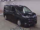 Toyota Noah ZWR90W