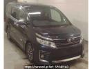 Toyota Voxy ZRR85W