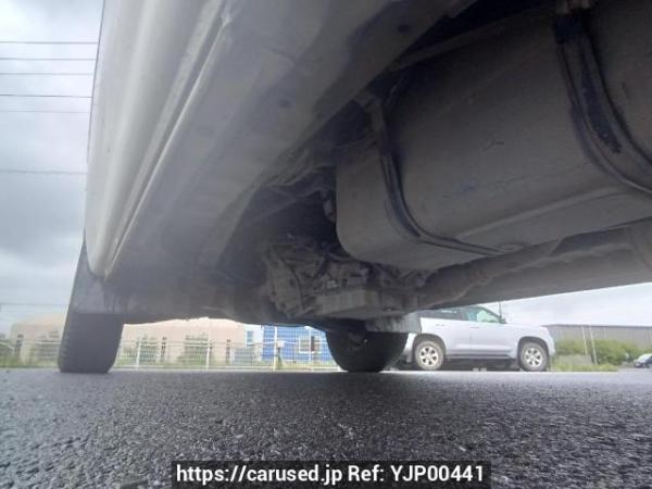 Used 2003 AT toyota hiace-van TRH112V Image[32]