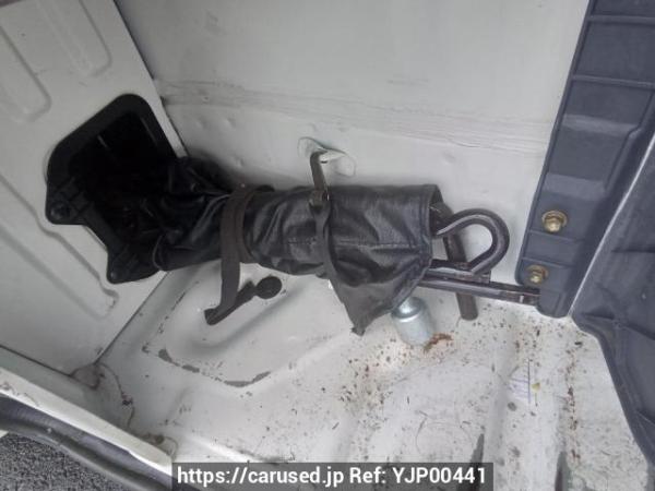 Used 2003 AT toyota hiace-van TRH112V Image[41]