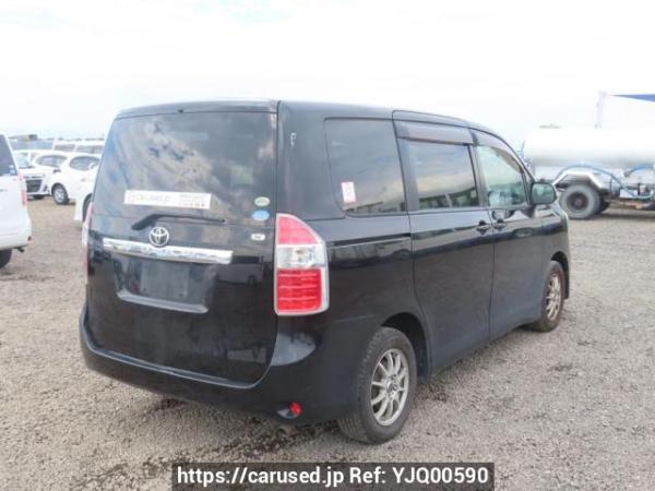 Used 2007 AT toyota noah ZRR70G Image[6]
