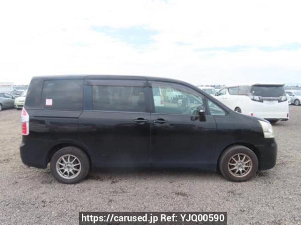 Used 2007 AT toyota noah ZRR70G Image[7]