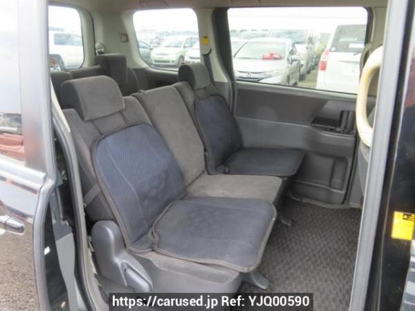 Used 2007 AT toyota noah ZRR70G Image[20]