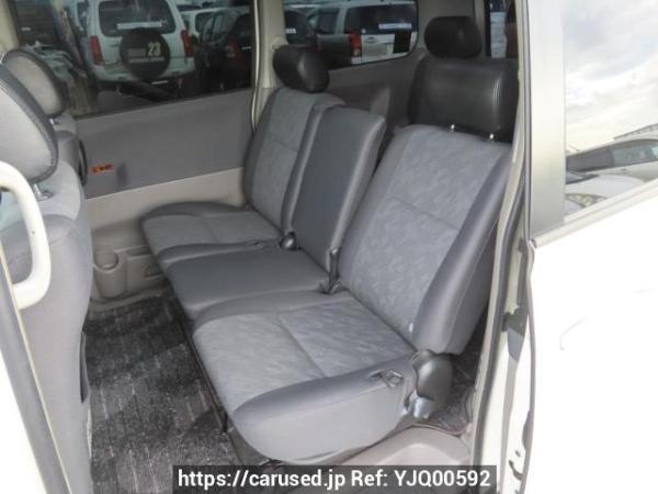Used 2003 AT toyota noah AZR60G Image[19]