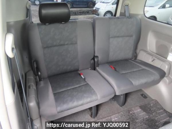 Used 2003 AT toyota noah AZR60G Image[20]