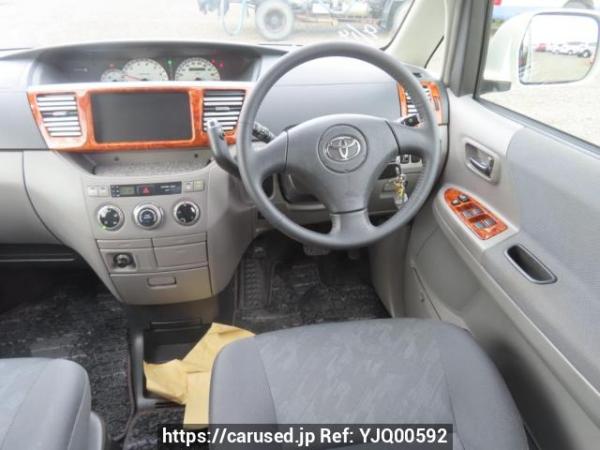 Used 2003 AT toyota noah AZR60G Image[25]