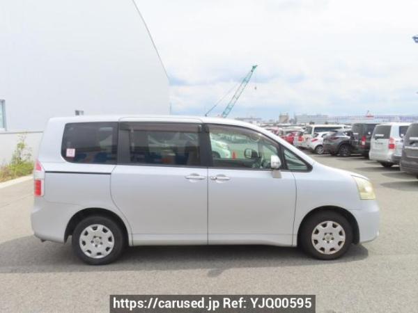 Used 2008 AT toyota noah ZRR70G Image[7]
