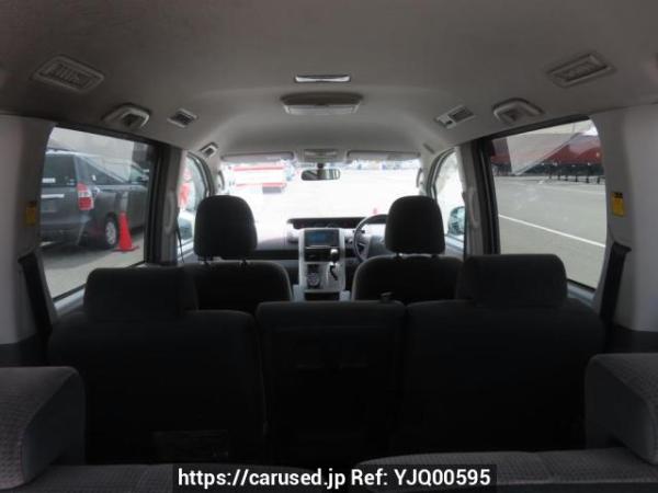 Used 2008 AT toyota noah ZRR70G Image[9]