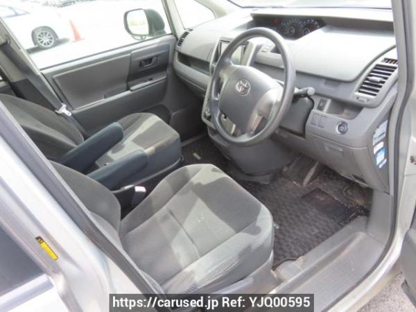 Used 2008 AT toyota noah ZRR70G Image[13]