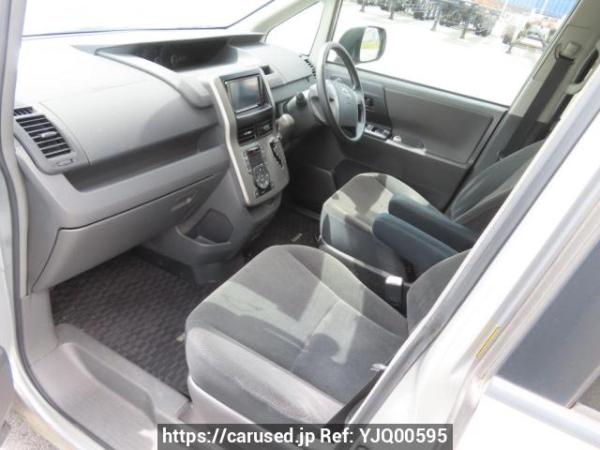 Used 2008 AT toyota noah ZRR70G Image[15]