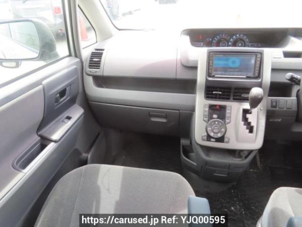 Used 2008 AT toyota noah ZRR70G Image[24]