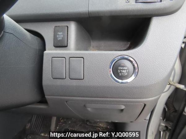 Used 2008 AT toyota noah ZRR70G Image[33]