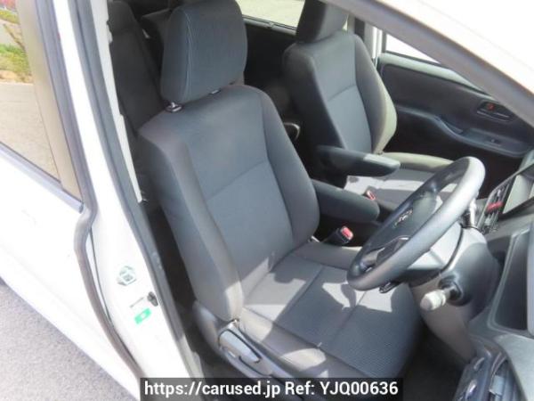 Used 2016 AT toyota noah ZRR80G Image[14]